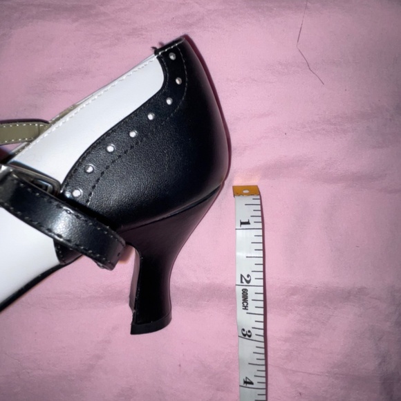 SOLD - Picture 3 of 4